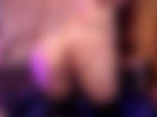 andrea-tay's Live Sex Cam Show