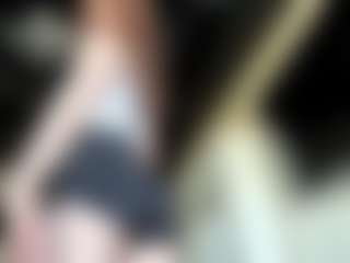 Live cam show with DelisaCalender - Striptease Granny on CamSextacy