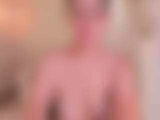 EmmaMonroeX's Live Sex Cam Show