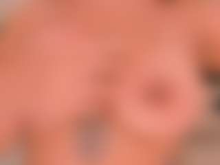 Live cam show with EmyLourens - New Spank on Camiplay Live