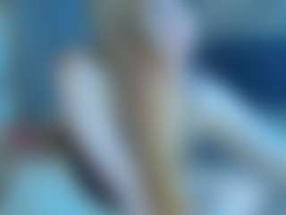 Live cam show with GlimmerSaffron - Moaning on Camiplay Live