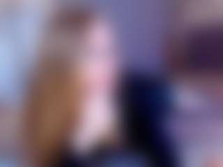 Live cam show with GlimmerSaffron - Blue Eyes on wildcum.com