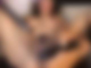 GoldenGoddess38's Live Sex Cam Show