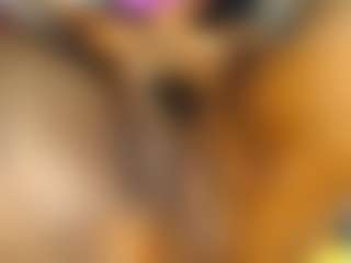 GoldenGoddess38's Live Sex Cam Show