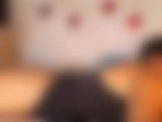GoldenGoddess38's Live Sex Cam Show