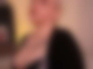 Live cam show with heynoirsam - Role Play on liverealitysex.com