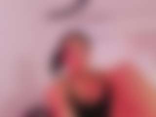 Live cam show with malaia-thompson - Black Hair on sexylive.show