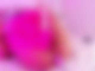 Live cam show with malaia-thompson - Submissive on AdultVida.com