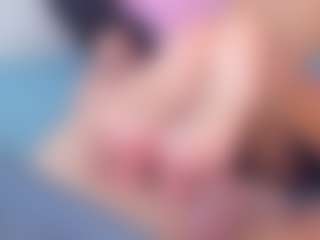Live cam show with angelinefocus - Blonde Hair on Free Soda