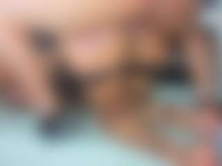 angelinefocus's Live Sex Cam Show