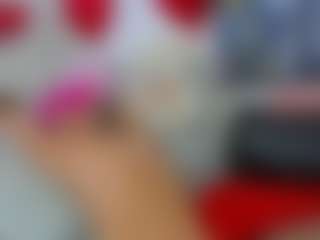 angelinefocus's Live Sex Cam Show