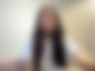Giulia's Live Sex Cam Show