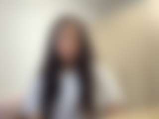 Giulia's Live Sex Cam Show