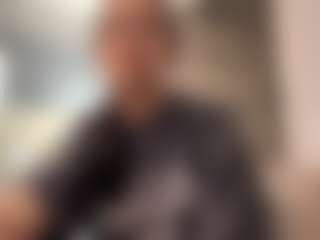 Giulia's Live Sex Cam Show