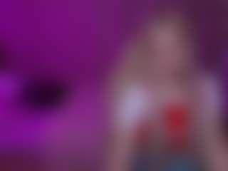 Live cam show with Gretchen-Moll - New Small Tits on Chatstar