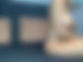 Live cam show with Hotmelelo - Mobile Young Adult on Hubzter Live