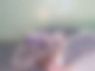 hyacexx's Live Sex Cam Show