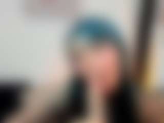 Live cam show with adelaindiamond - New Sexwebcam on SpunkLive