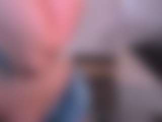 Live cam show with adelaindiamond - Moaning on Camsoda