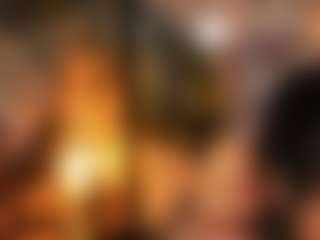 Spettacolo in cam dal vivo con adelaindiamond - Public su Camsoda