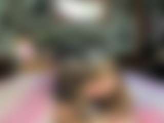 BittyBrat333's Live Sex Cam Show