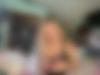 BittyBrat333's Live Sex Cam Show