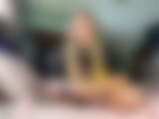 BittyBrat333's Live Sex Cam Show