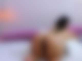 Megansaaenz's Live Sex Cam Show