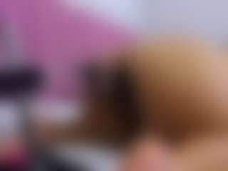 Live cam show with Megansaaenz - Shaved on Uber Horny
