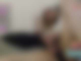 Live cam show with PanteraWhite - Average on liverealitysex.com