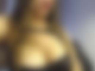 Live cam show with Sara-Harris7 - Blue Eyes on TeamSkeetLive