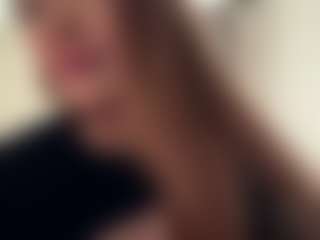 Live cam show with SueMobley - Athletic Brown Eyes on Free Soda