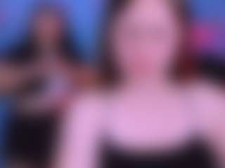 Live cam show with amanda-striking - Strip on Dolls Live