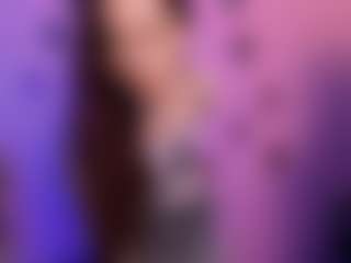 Live cam show with amanda-striking - Cum on livesexfox.com