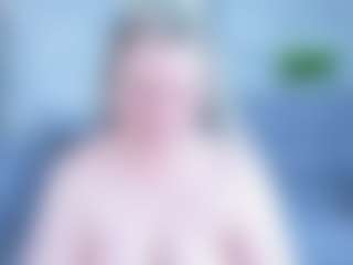Live cam show with Ammy - Moaning on Camming Site