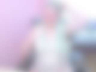 Live cam show with Ammy - Upskirt on studioflirtlive.com