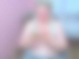 Live cam show with Ammy - Thick on makecum.org