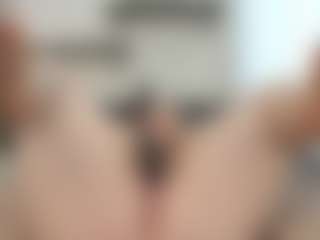 Live cam show with Ammy - Blue Eyes on Uber Horny