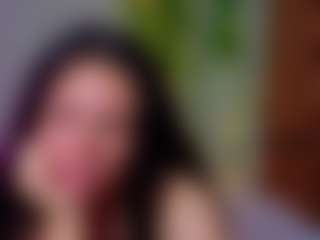 Live cam show with AnahiEgan - Middle Aged on Chatstar