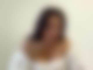 Live cam show with Lina - Brown Hair Petite on https://playwithruby.com