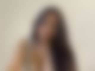 Live cam show with Lina - Striptease on infinitiblacc.com
