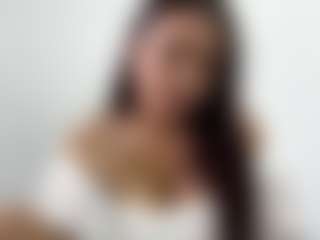 Live cam show with Lina - Public on Livezox