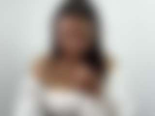 Live cam show with Lina - Public on liverealitysex.com