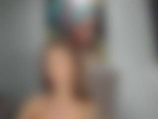 EvelinaLux's Live Sex Cam Show