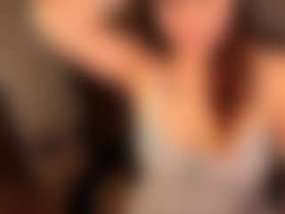 Live cam show with JuliaShyyy - Athletic on Camiplay Live