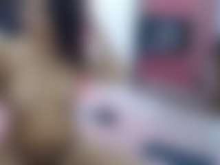 Live cam show with latinosninfomanos - Eating Pussy on AdultVida.com