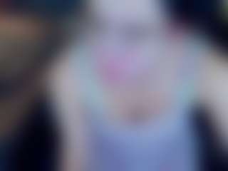 LiviaSshy's Live Sex Cam Show