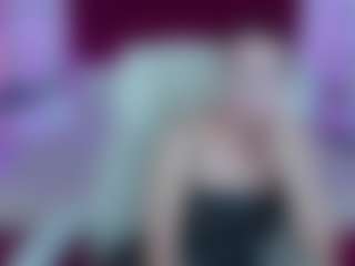 LiviaSshy's Live Sex Cam Show