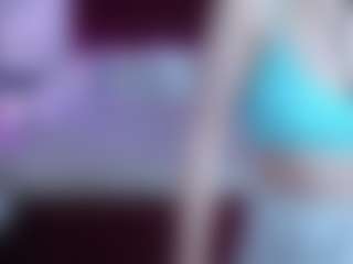 LiviaSshy's Live Sex Cam Show