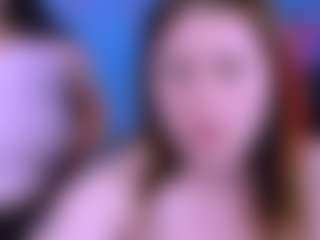 Live cam show with melissa-vivid - Strip on AdultVida.com